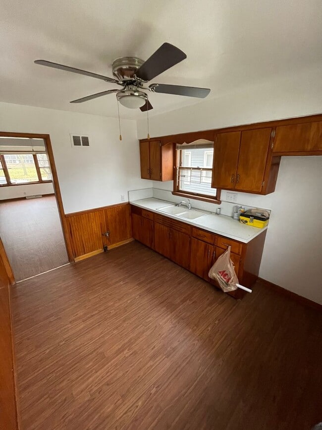 Building Photo - 3601 N 53rd St