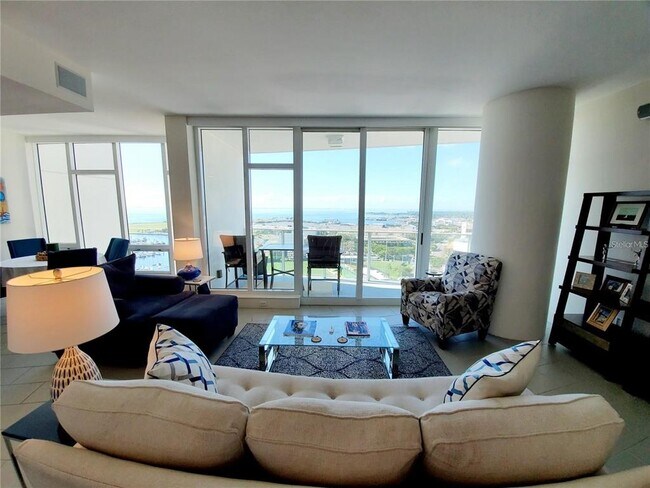 Foto del edificio - 175 1st St S