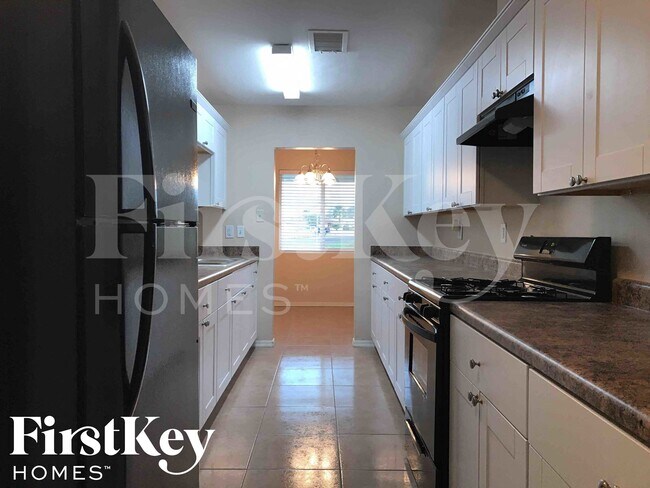 Foto del edificio - 3625 W San Juan Ave
