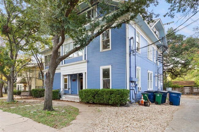 Building Photo - 9800 N Lamar Blvd