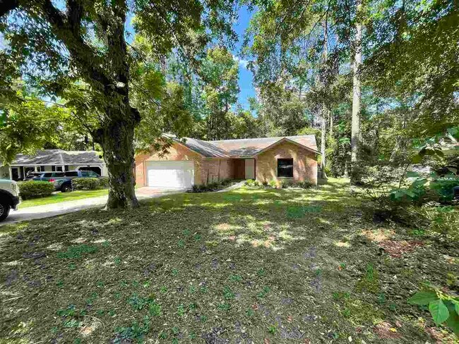 Foto del edificio - 2300 Tuscavilla Rd