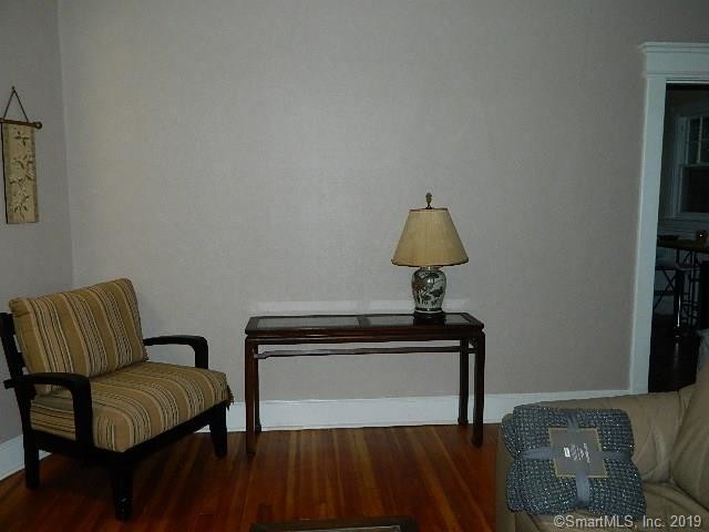 Foto del edificio - 1542 Whitney Ave