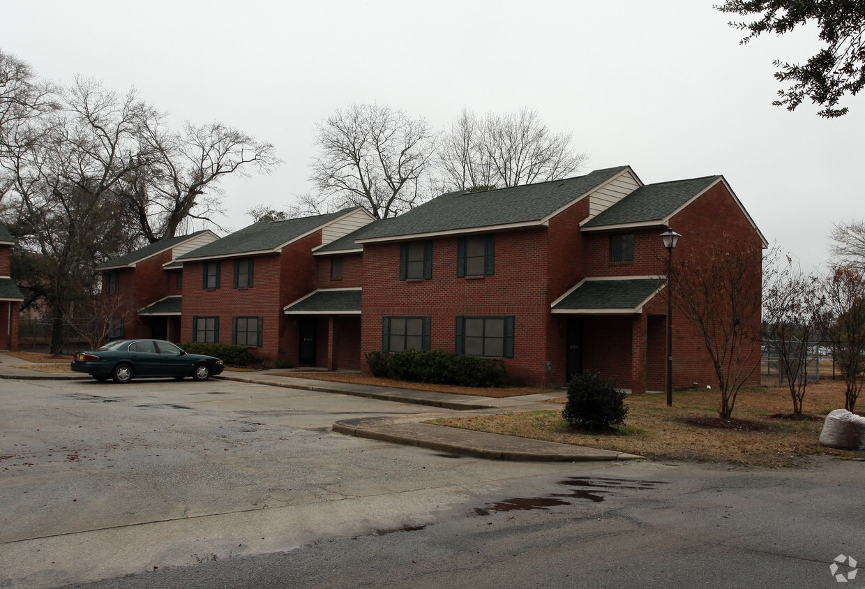 48684873 Bonds Wilson Dr, North Charleston, SC 29405 Apartments in