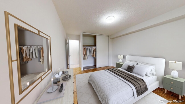 Building Photo - 4800 Jane St