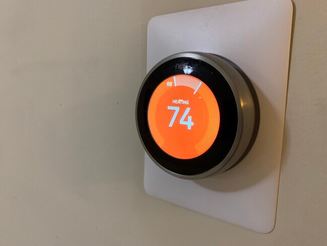 Nest thermostat - 1932 Piedmont Cir