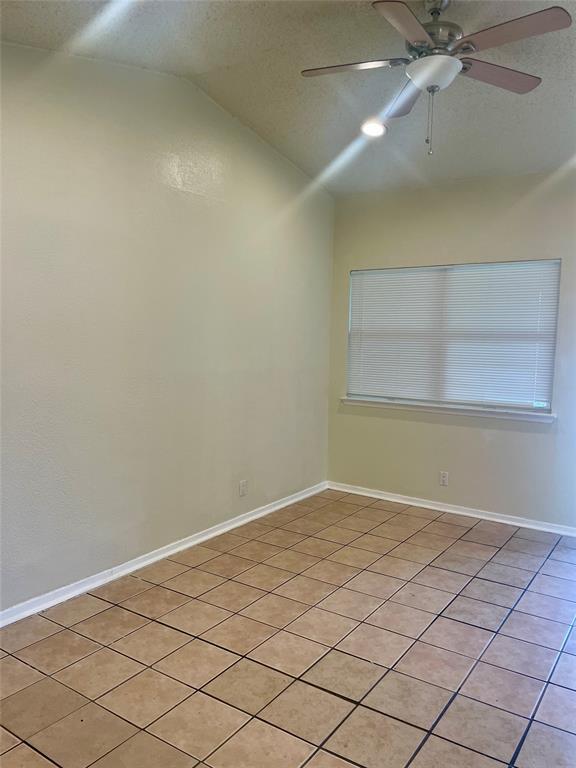 Building Photo - 10300 Burmaster Ln
