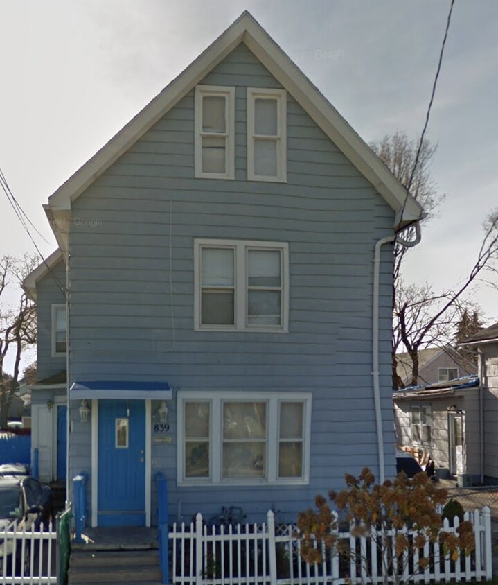 839 Smith St, Rochester, NY 14606 Townhouse for Rent in Rochester, NY