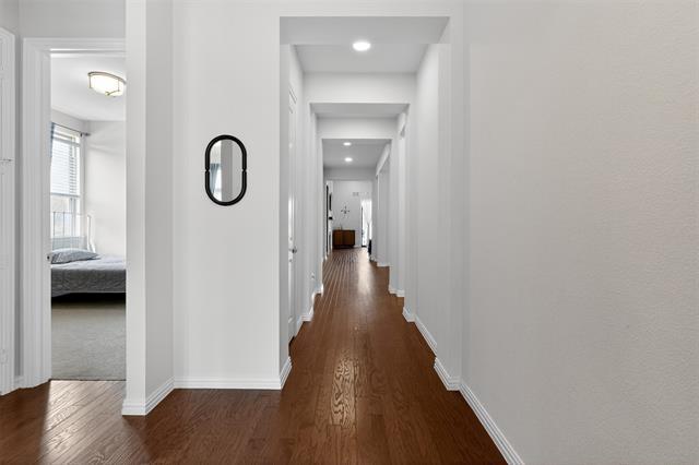 Foto del edificio - 8616 Bethpage Dr