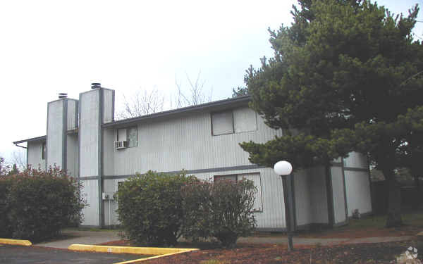 Building Photo - Fern Hill Apartments