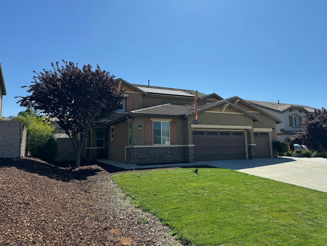 Primary Photo - 36046 Agape Ln