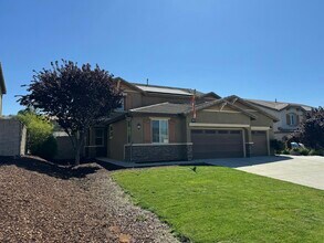 Building Photo - 36046 Agape Ln