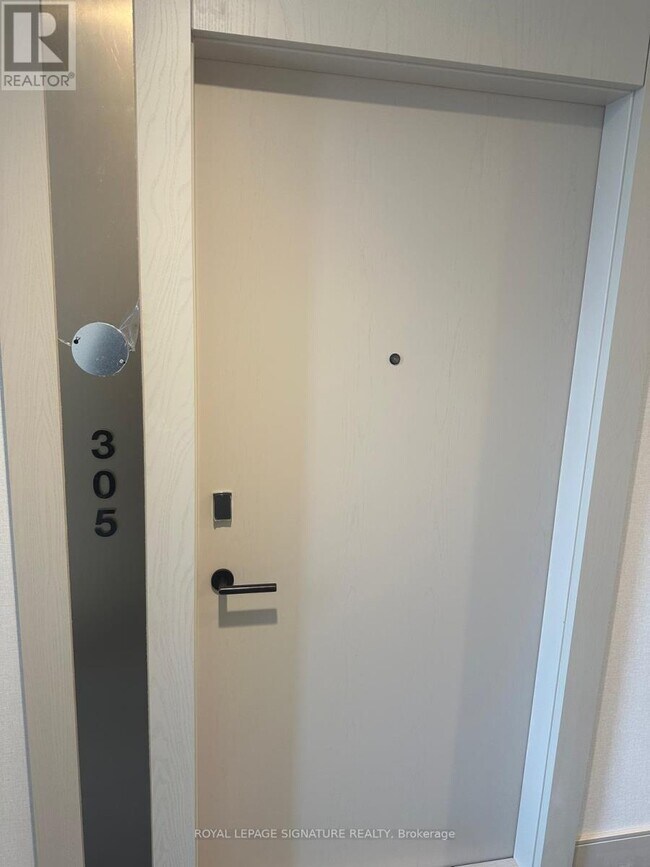 Photo du bâtiment - 1415 Dundas St E