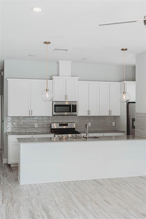 Foto del edificio - 6813 Porter St