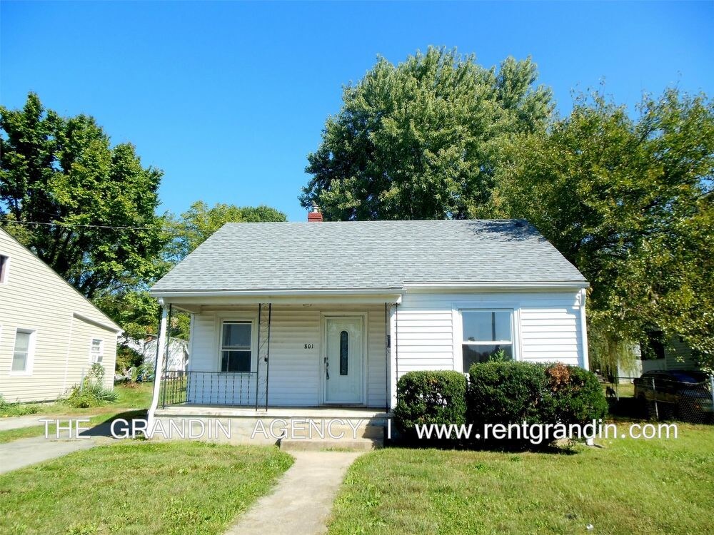 801 Queen Ave NW, Roanoke, VA 24012 House Rental in Roanoke, VA