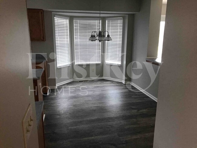 Building Photo - 3066 Blue Heron Dr