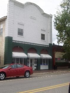 Primary Photo - 106-108 S Bridge St