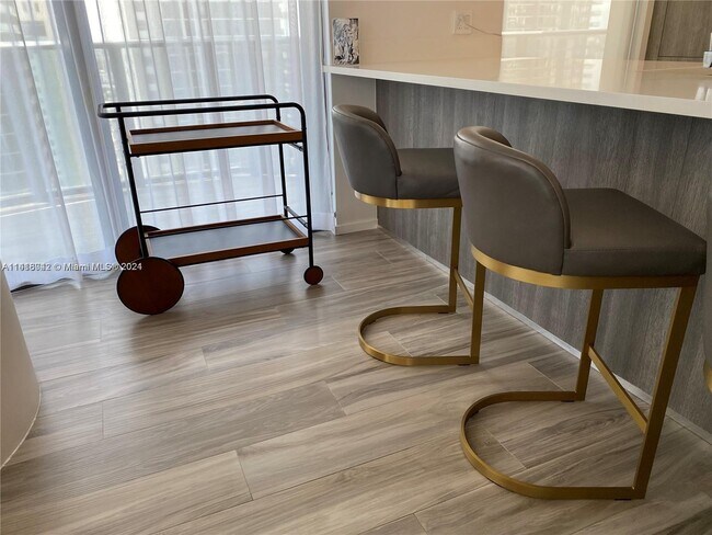 Foto del edificio - 801 S Miami Ave