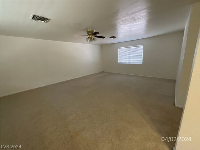 Building Photo - 1571 Turf Dr