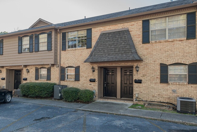 Building Photo - 3324 Warringwood Dr