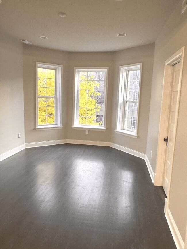 Foto del edificio - 2826 W Lyndale St