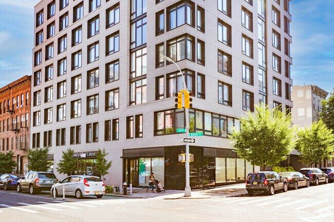 Building Photo - Baltic Park Slope