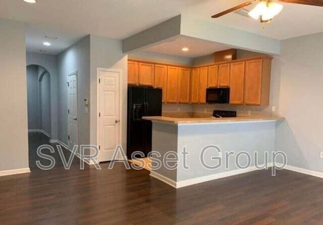 Building Photo - 13499 Sunstone St
