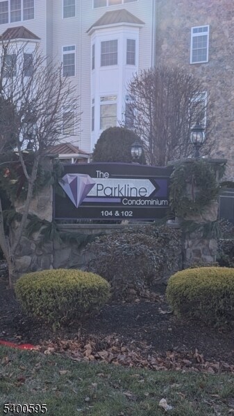 Foto del edificio - 104 E Elizabeth Ave