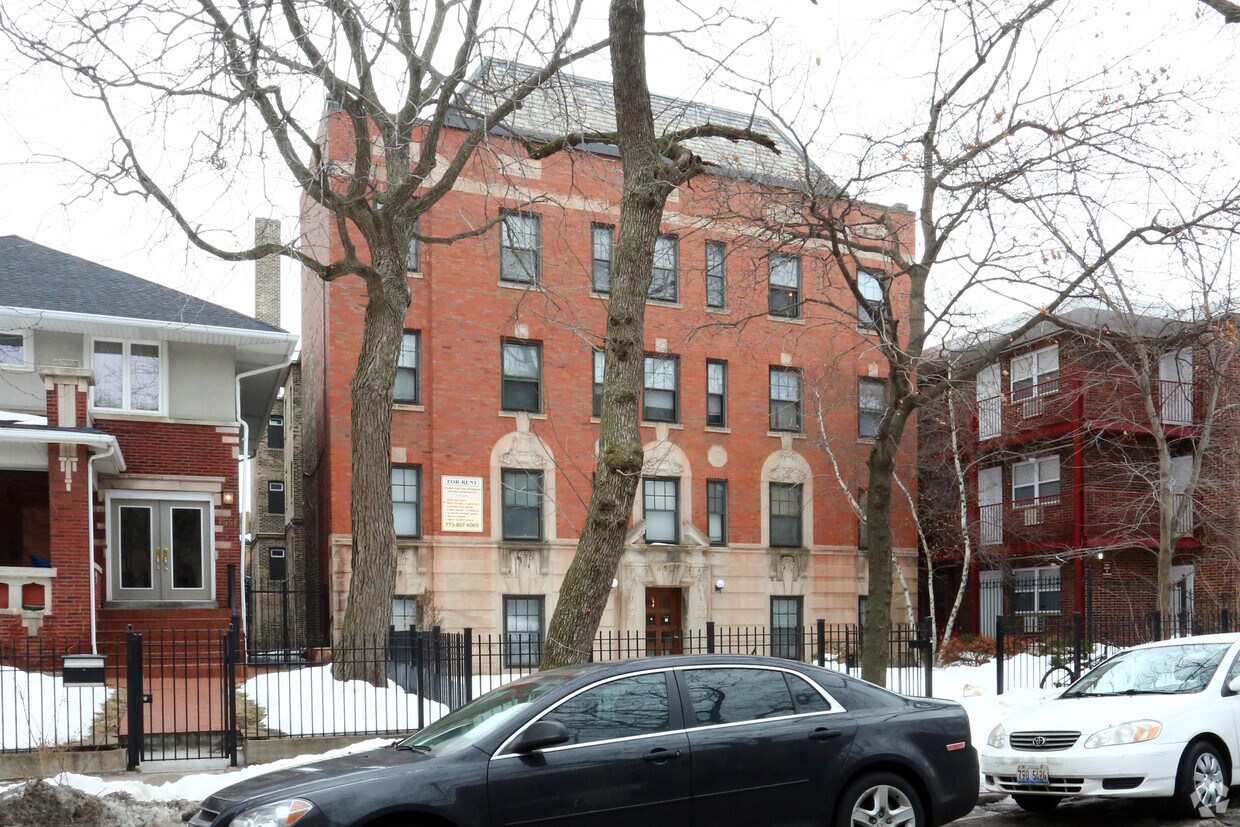 Foto del edificio - 4545 N Beacon St