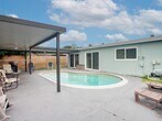 Primary Photo - 7160 Liberty St