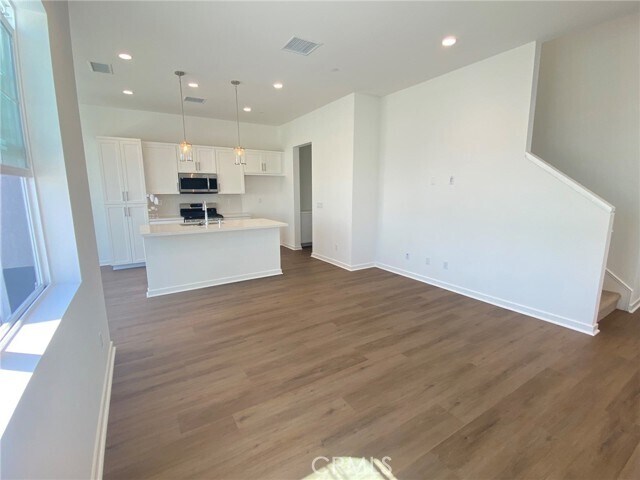 Building Photo - 4464 S Grant Pso