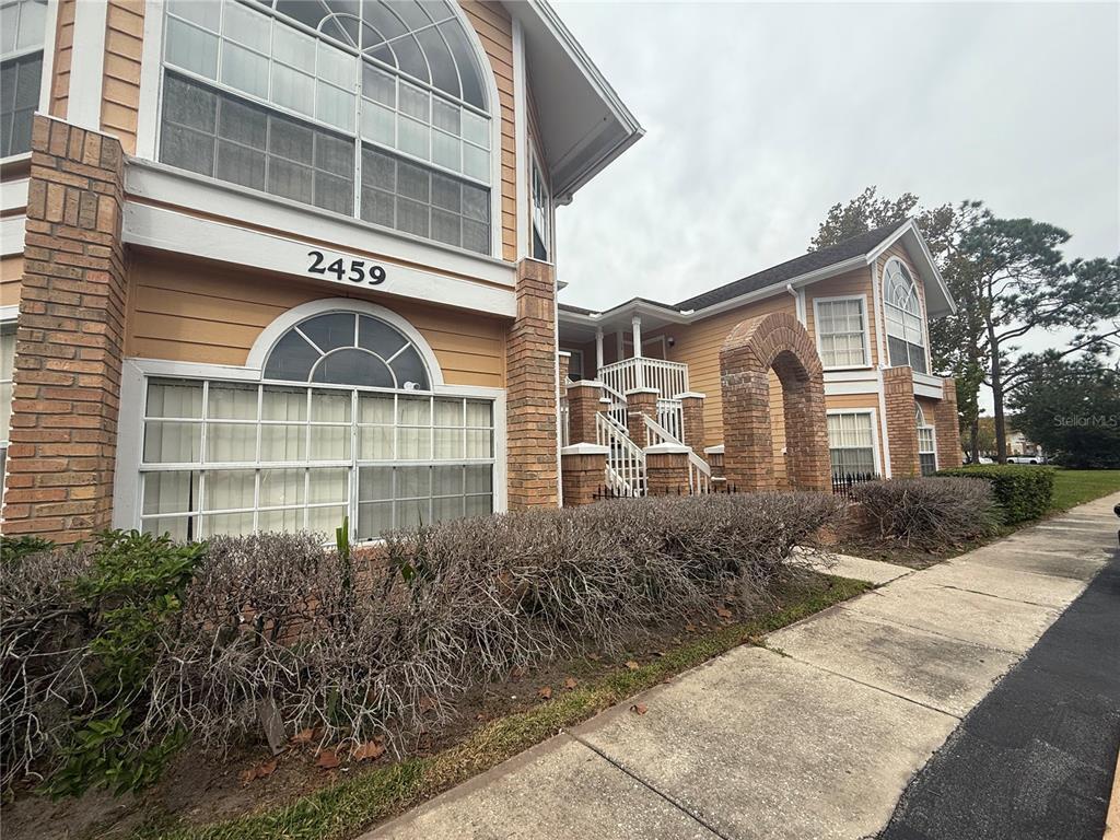 Foto principal - 2459 Sweetwater Club Cir