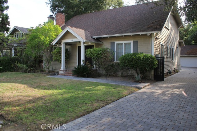 Primary Photo - 708 S Los Robles Ave