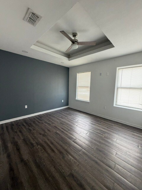 Building Photo - 219 Fig Dr