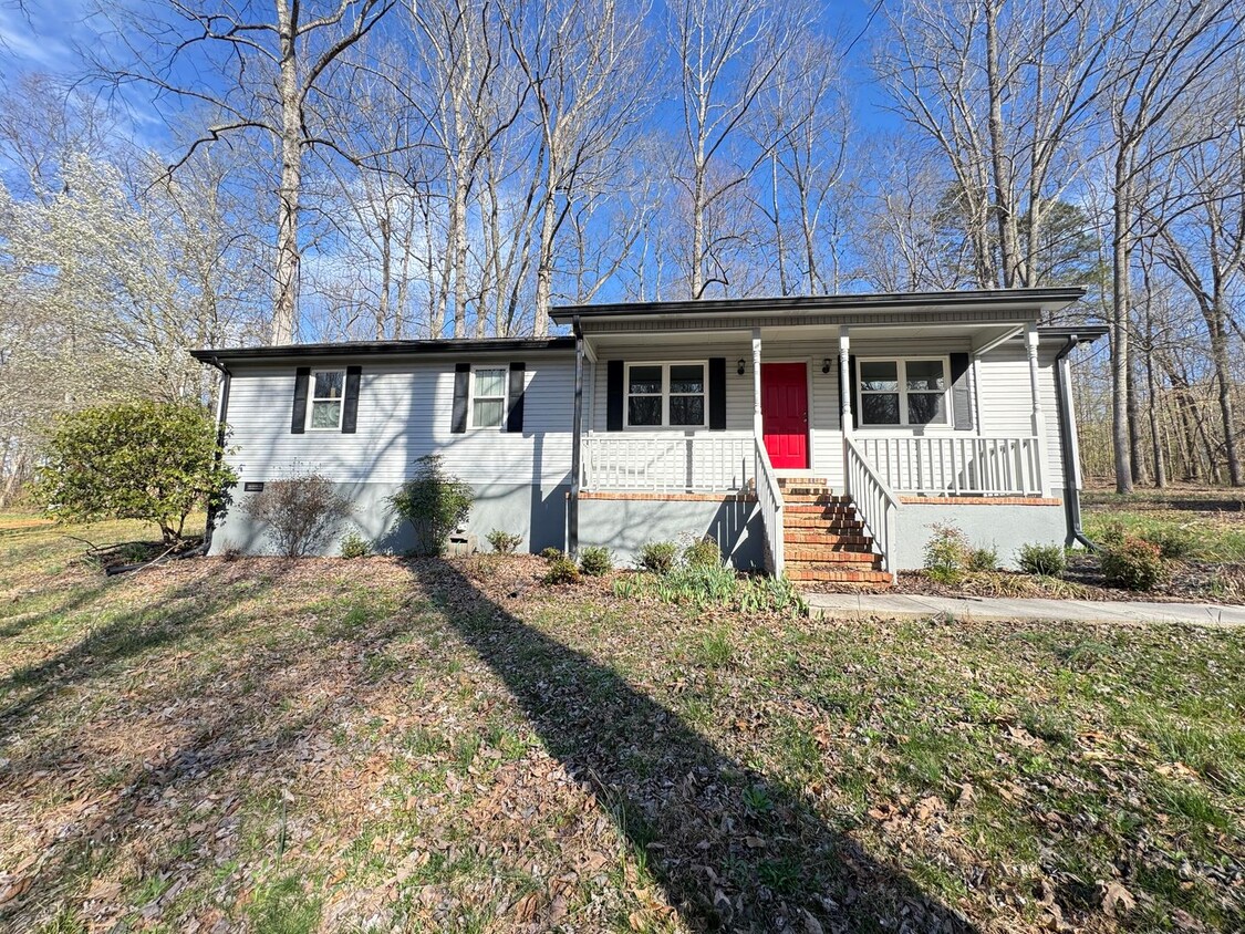 Foto del edificio - FOR LEASE- SINGLE FAMILY HOME IN MORRISON TN!