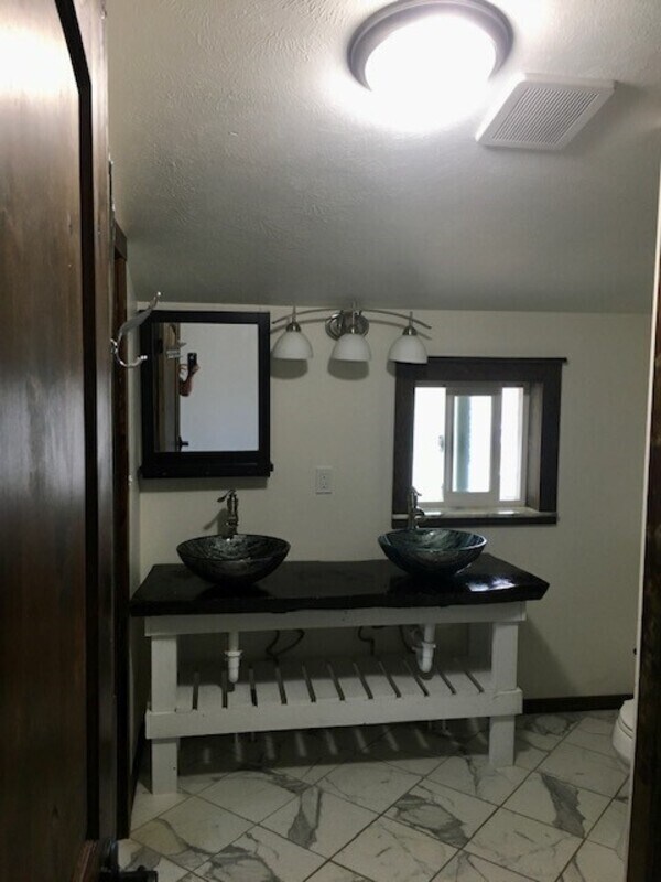 15 N Arizona St Unit 2, Dillon, MT 59725 Condo for Rent in Dillon, MT