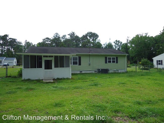 Foto del edificio - 3 br, 1 bath House - 118 Fairview Street