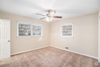 Building Photo - 226 Collum St NW