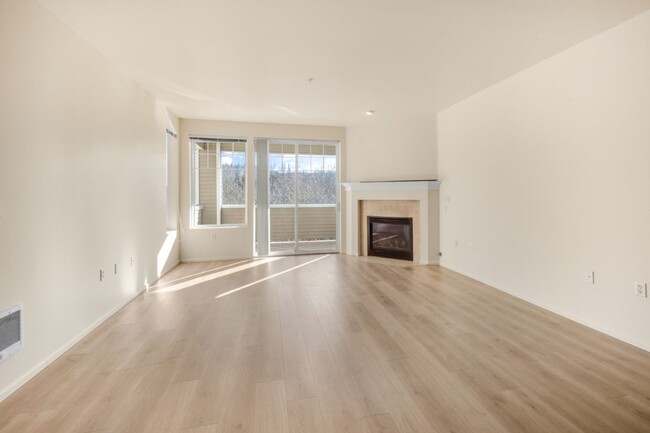 Building Photo - 1Bd/1Ba Bellevue Condo