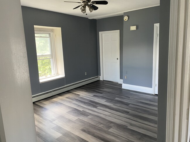 Living room - 65 Fern St