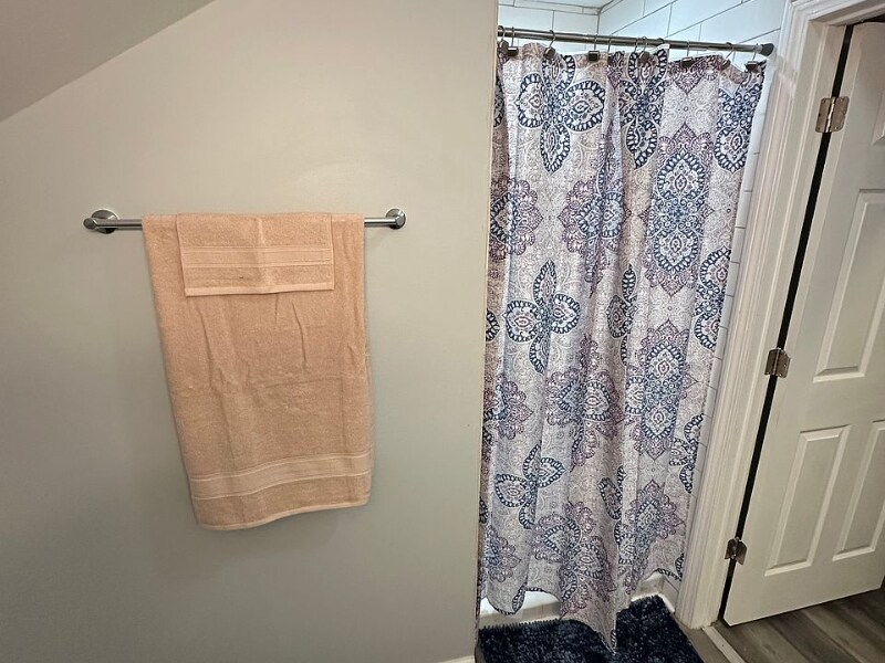 Photo - 3320 Ernst St (Franklin Park, IL)