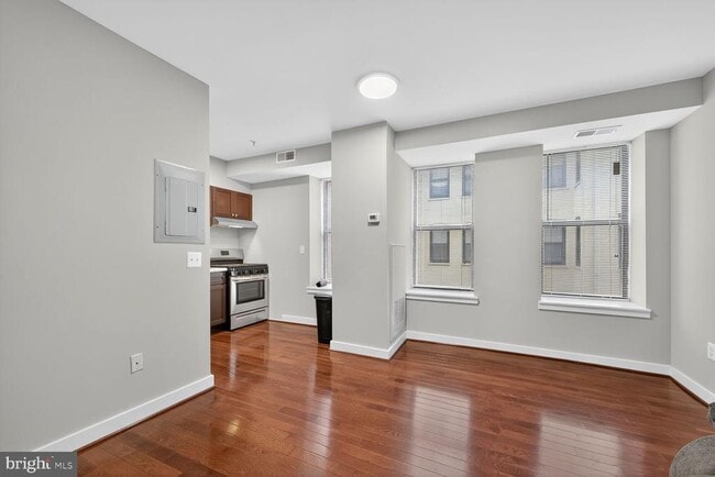 Building Photo - 1440 W St NW