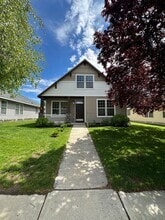 Building Photo - 4611 Arabian Ln