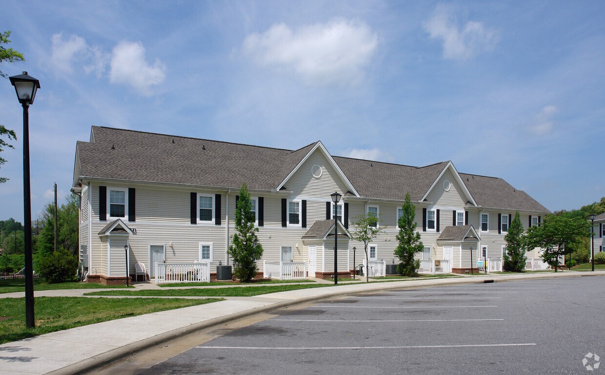 Foto del edificio - Aster Park Apartments