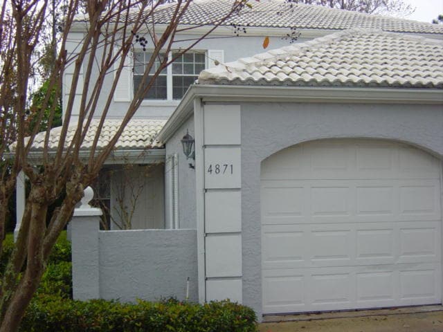 Building Photo - COMING AVAILALBE SOON! Beautiful 2/2 Townh...
