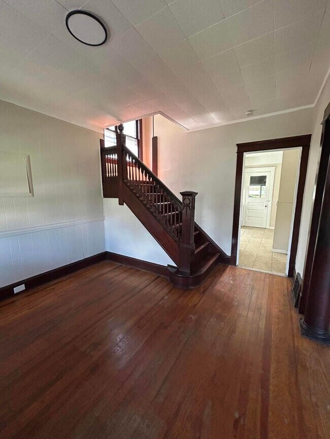 Foto del edificio - 3344 W 44th St