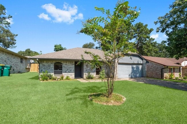 Building Photo - 313 Oxford Dr
