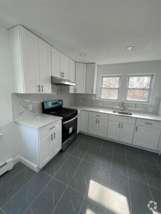 Building Photo - 2318 Milburn Ave