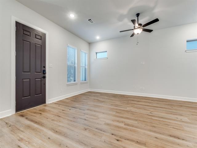 Foto del edificio - 608 Aspen Valley Ln