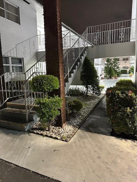 Foto del edificio - 2826 Van Buren St