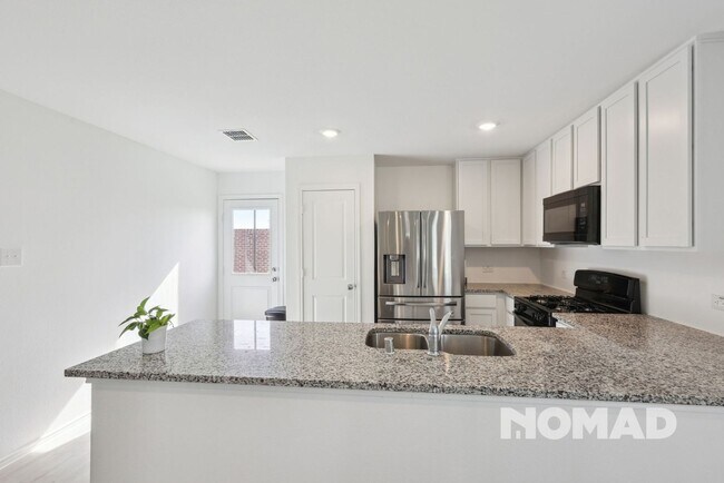 Building Photo - Charming 3BR House in Northwest ISD!